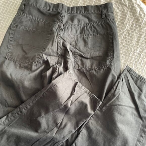 Armani Exchange cotton jeans 32 waist 31 inseam 8 inches leg wide - Picture 6 of 8